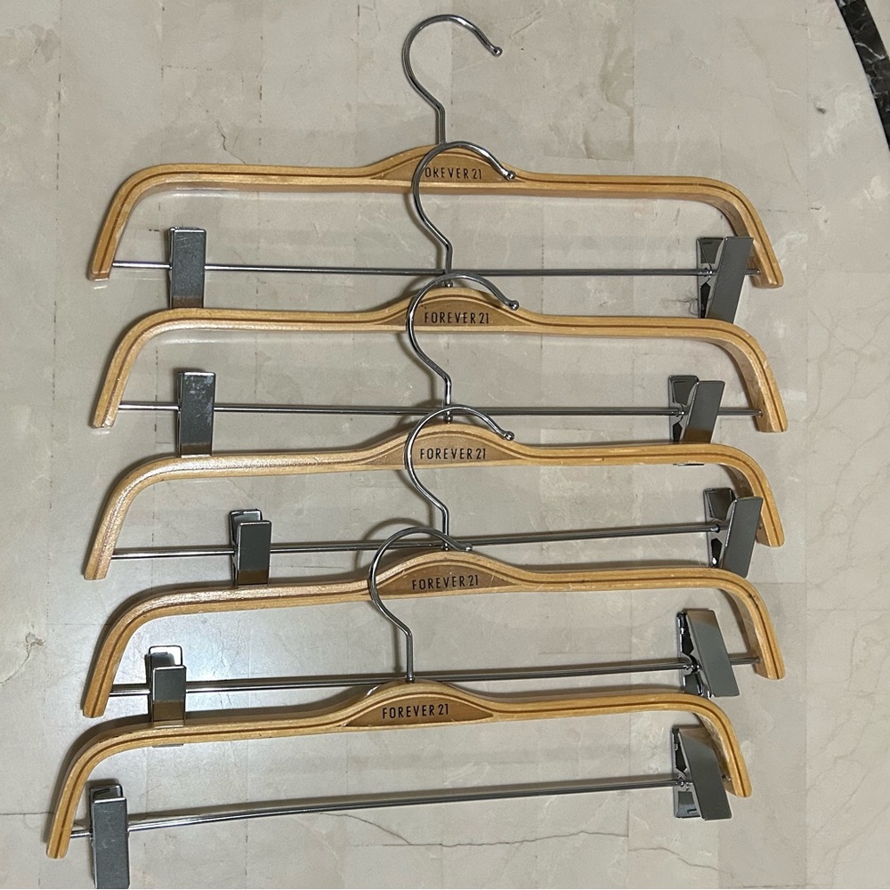 Forever 21 Wooden Pants and Skirt Hangers with Adjustable Metal Clips Lot of 5